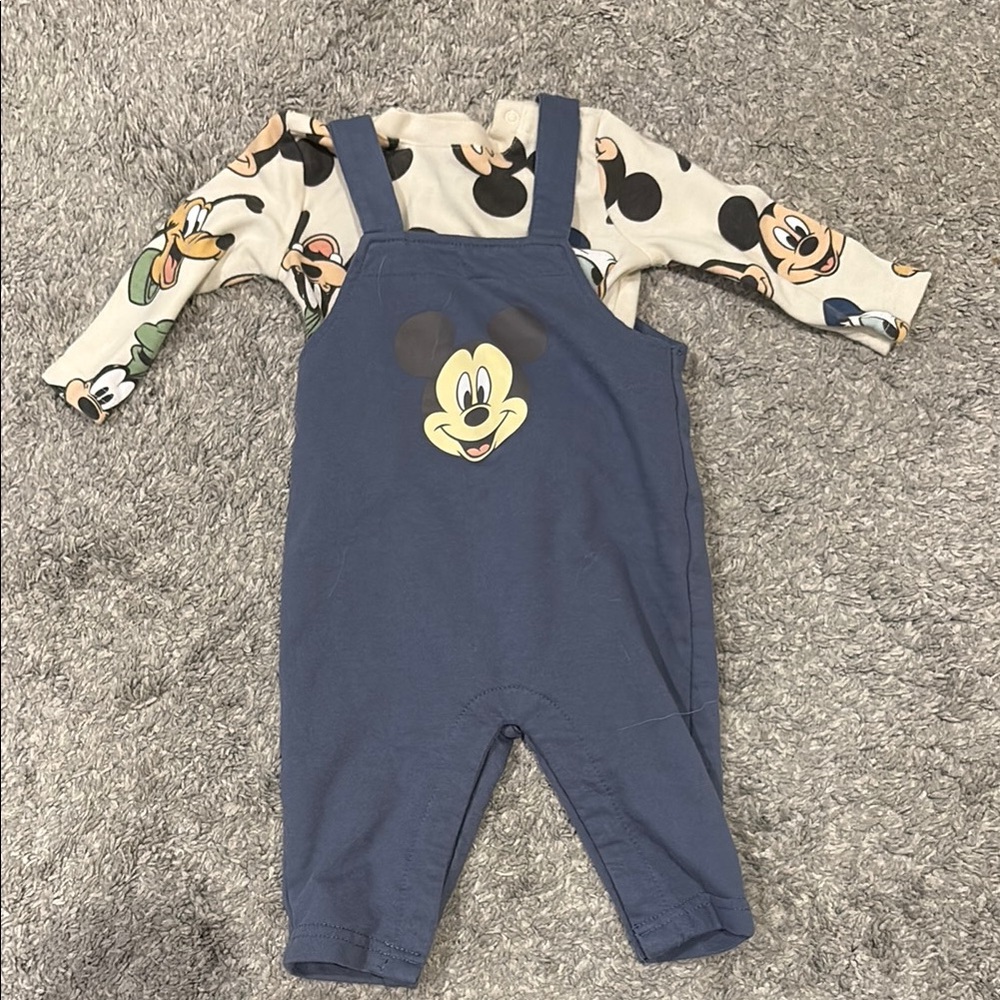 Disney Mickey and Friends Matching Set | 3-6 months